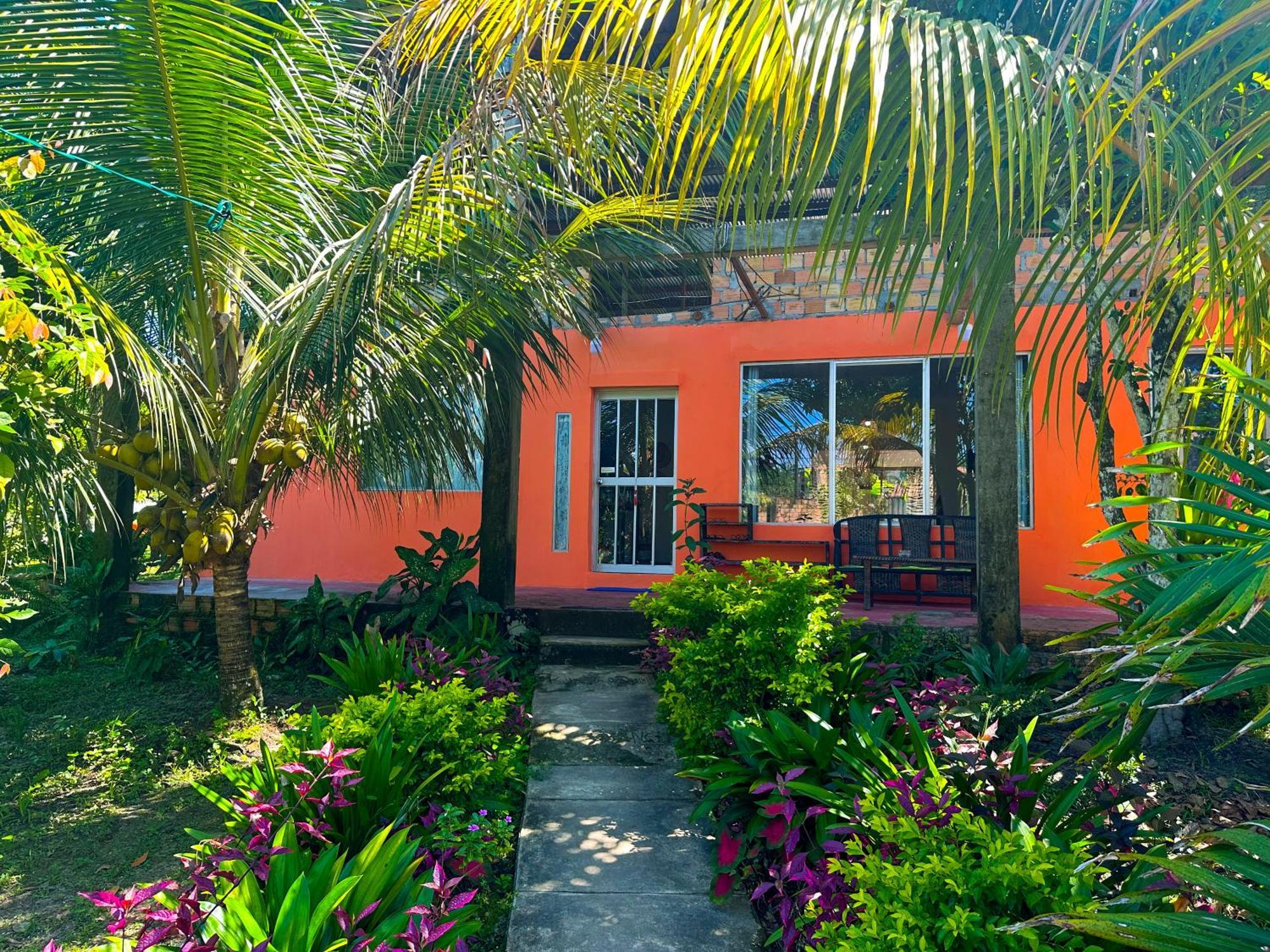 Otorongo Guest House Iquitos Extérieur photo